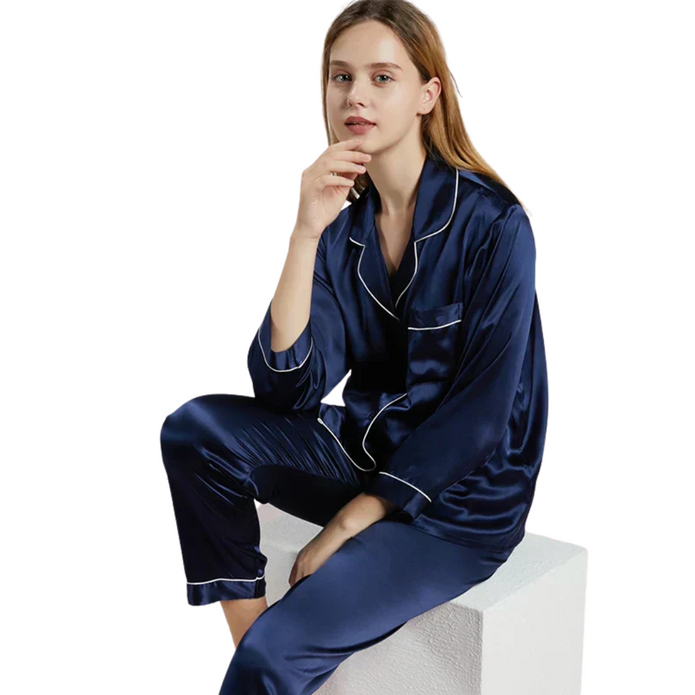 Women’s Satin Pajama Set – Comfort & Elegance for Nighttime Relaxation