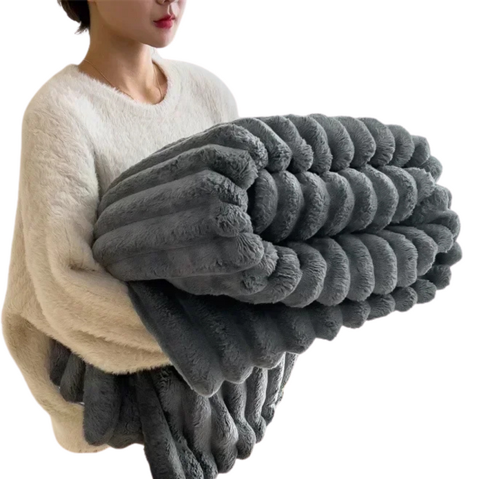 Luxury Fluffy Throw Blanket – Warm & Cozy Bunny-Inspired Design