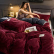 Cozy Bedding Set – Warm & Comfortable Blanket with Pillowcases