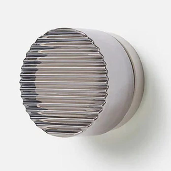 Dual-Space Light – Elegant Illumination for Home and Garden