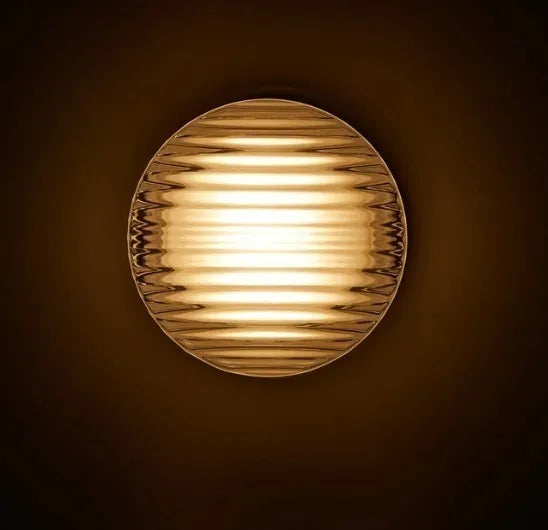 Dual-Space Light – Elegant Illumination for Home and Garden