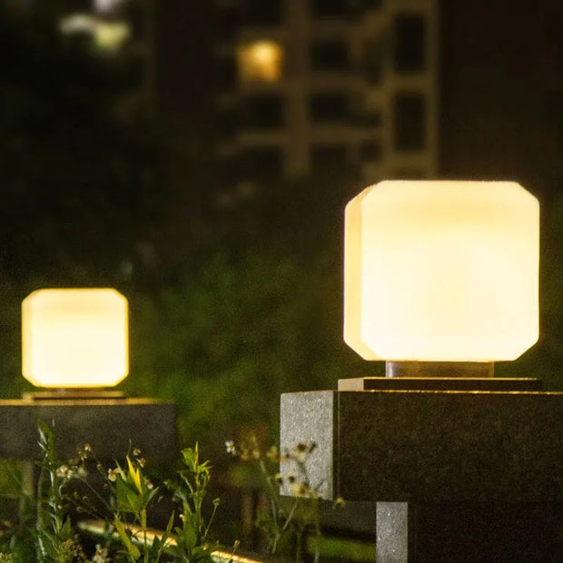 Elegant Solar Garden Lights – Refined Illumination for Outdoor Spaces