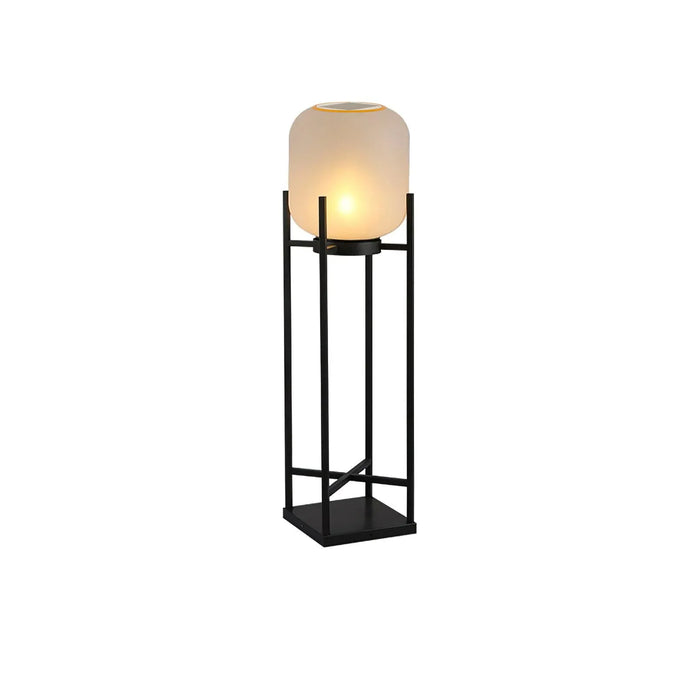 Natural Garden Glow – Elegant Lighting to Illuminate Outdoor Spaces