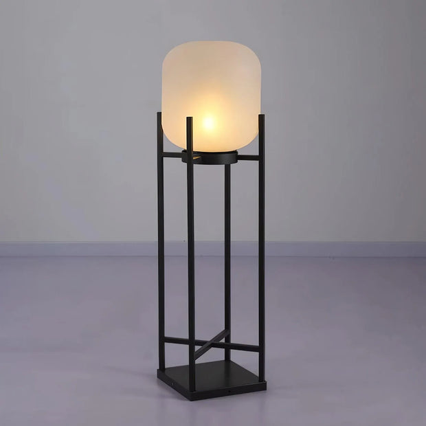 Natural Garden Glow – Elegant Lighting to Illuminate Outdoor Spaces