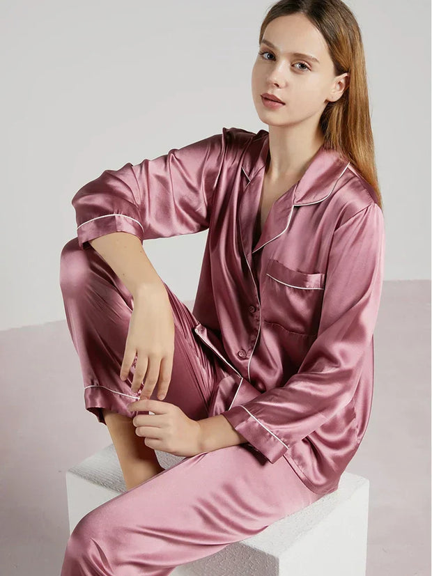 Women’s Satin Pajama Set – Comfort & Elegance for Nighttime Relaxation